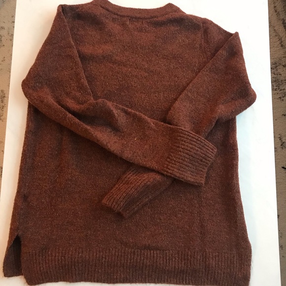 Brown Old navy sweater, medium, great condition - Picture 3 of 5
